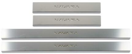 LED Nissan Navara NP300 Light Up Aluminium Step Sill With Navara Logo -2015 upwards