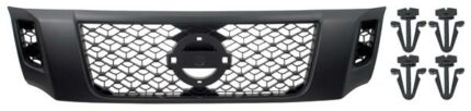 DISCONTINUED - Grille Black Navara 2015