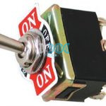 Toggle Switch Metal 16Amp On/Off/On